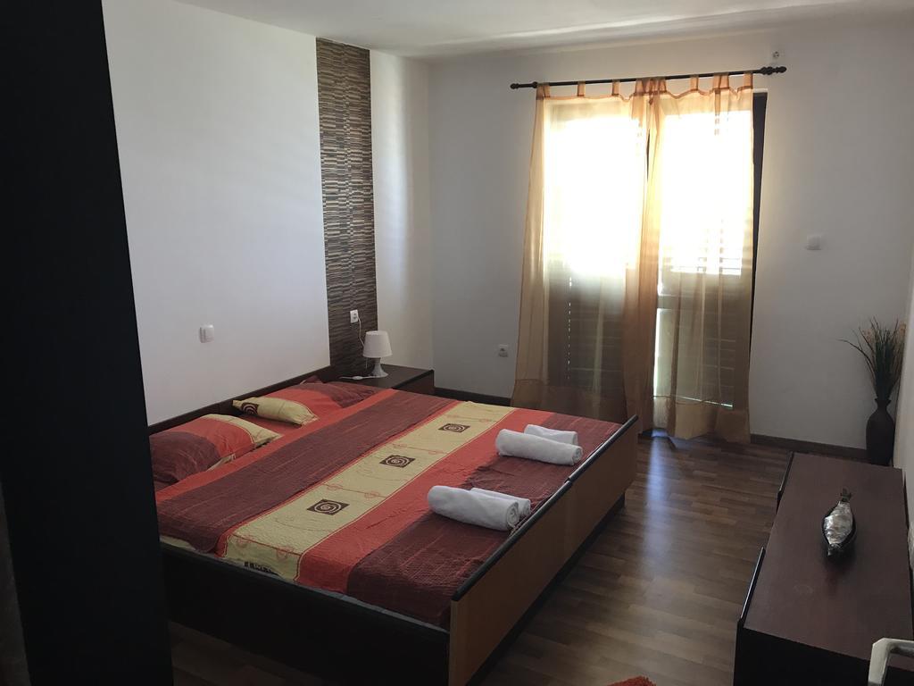 Villa Rose Ann Rogoznica  Esterno foto
